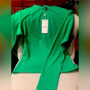 Trendy queens Kelly green long sleeve top